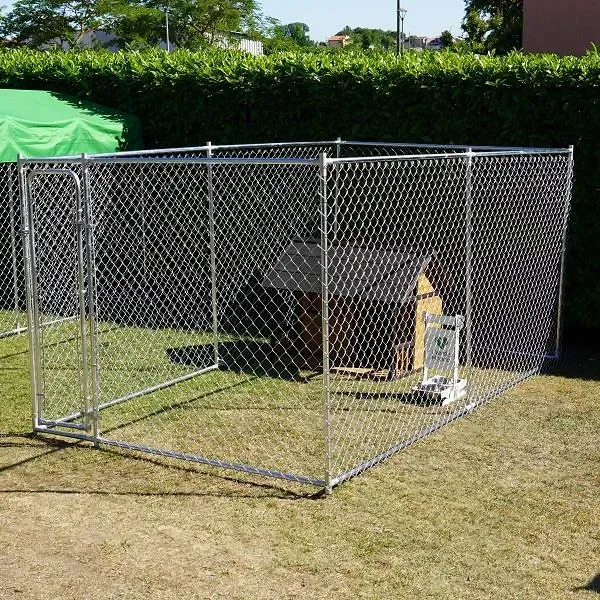 Il Verde Mondo Lassie 3,96x2,28 senza tetto senza porta ciotole box cani