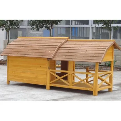 Il Verde Mondo Matilda cuccia cane legno con veranda da esterno