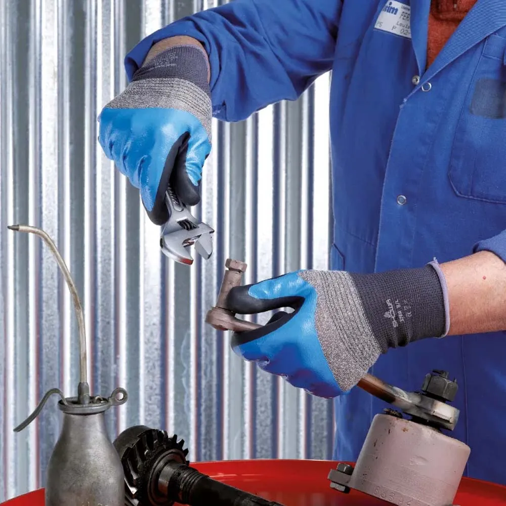 Showa 376 Foam Grip guanti lavoro nitrile oleosi
