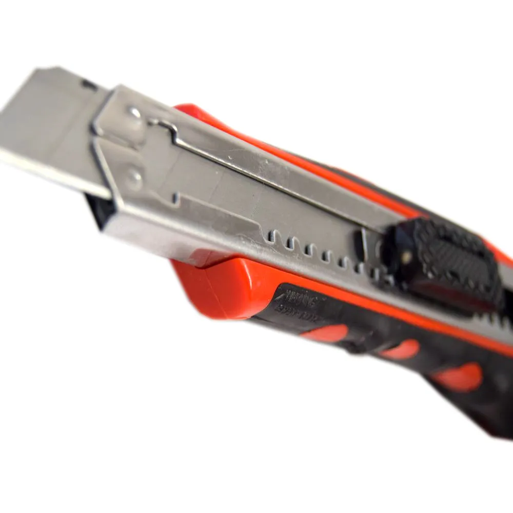 Beikircher Grünland Cutter 18mm Ergonomico con 3 Lame