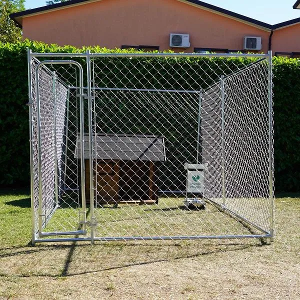 Il Verde Mondo Box Lassie 3,96x2,28 box cani senza tetto