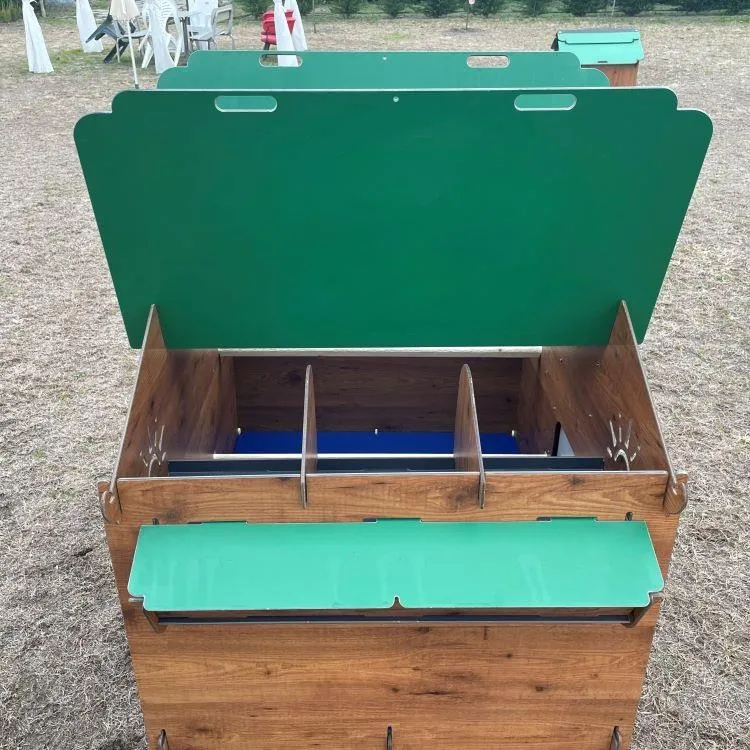 Il Verde Mondo Moroseta Plus pollaio plastica con porta crepuscolare